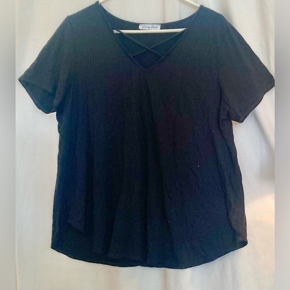 Emory Park Black V-Neck Summer Top Criss Cross Neckline Size XL